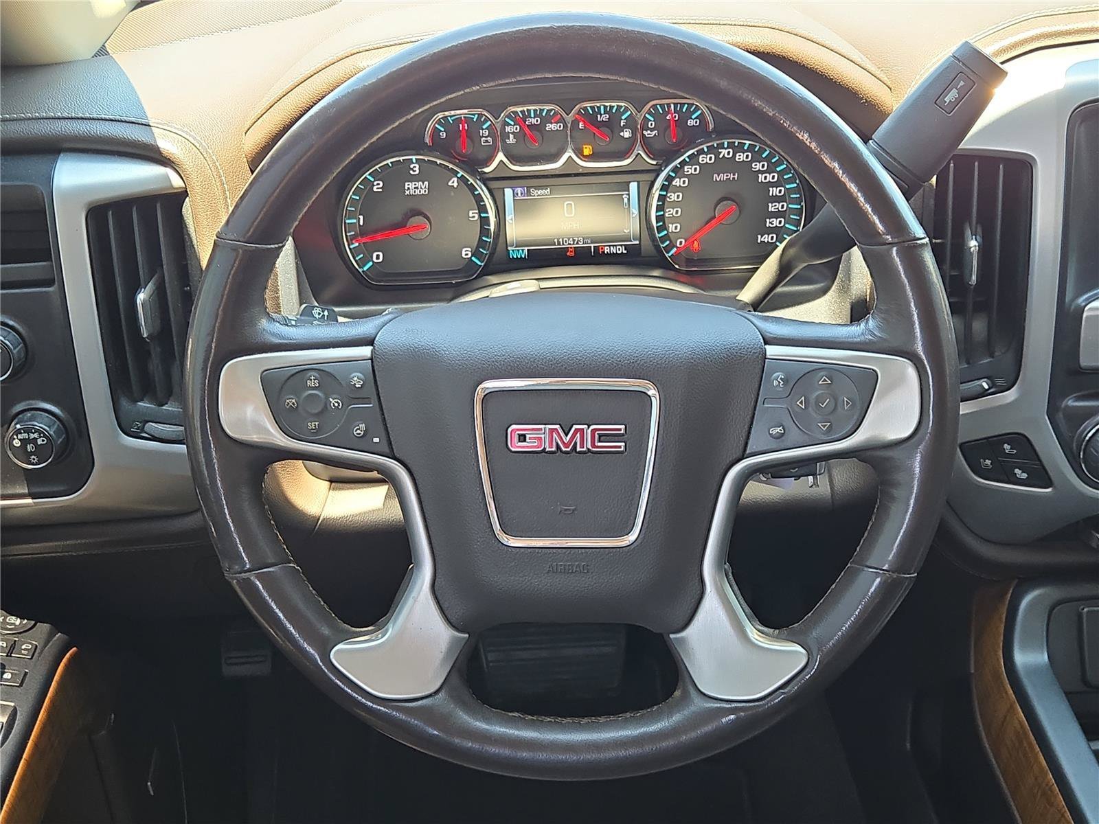 Used 2018 White GMC SLT image 15
