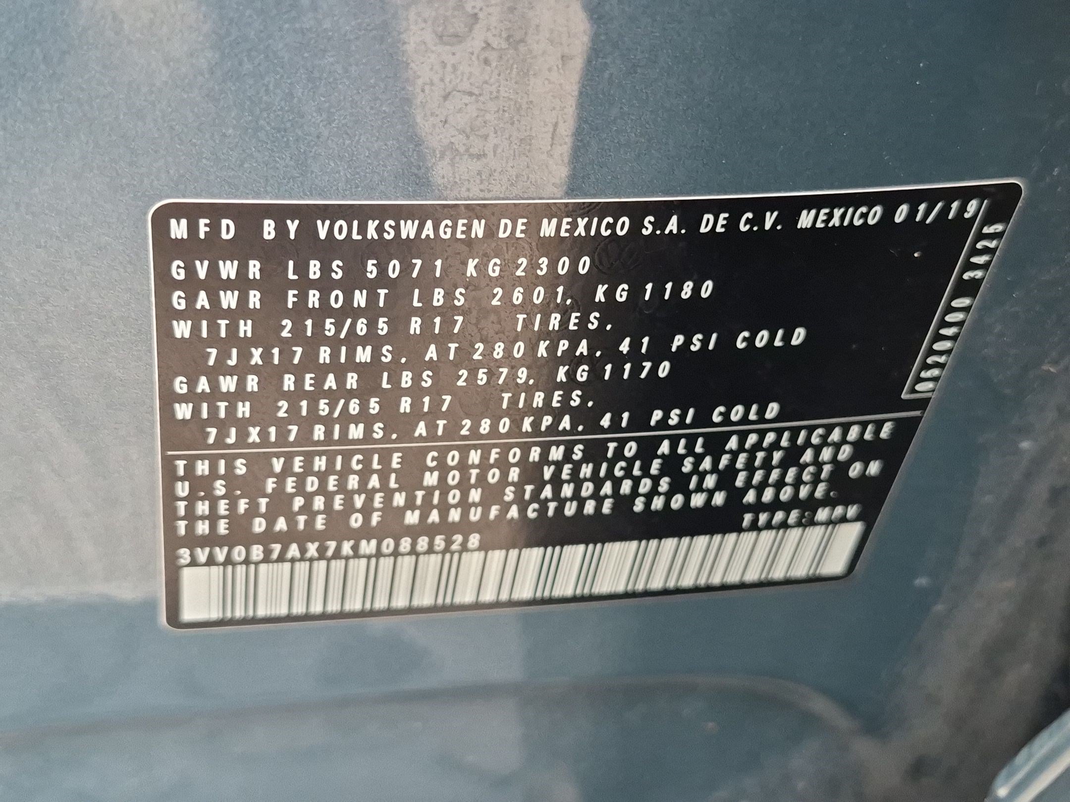 Used 2019 Blue Metallic Volkswagen S image 31