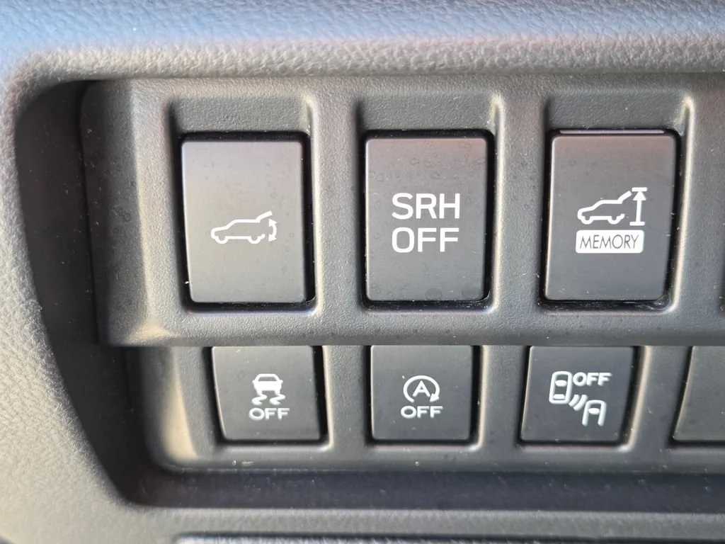Used 2022 Ice Silver Metallic Subaru Wilderness image 36