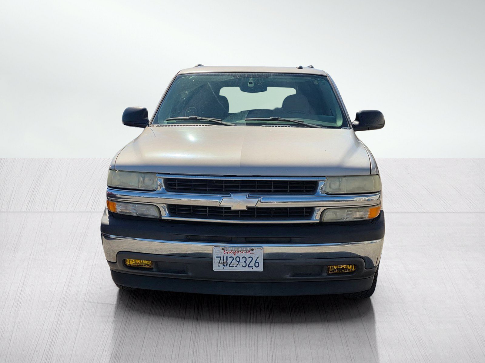 Used 2005 Chevrolet Tahoe LS with VIN 1GNEC13V15R135136 for sale in Long Beach, CA