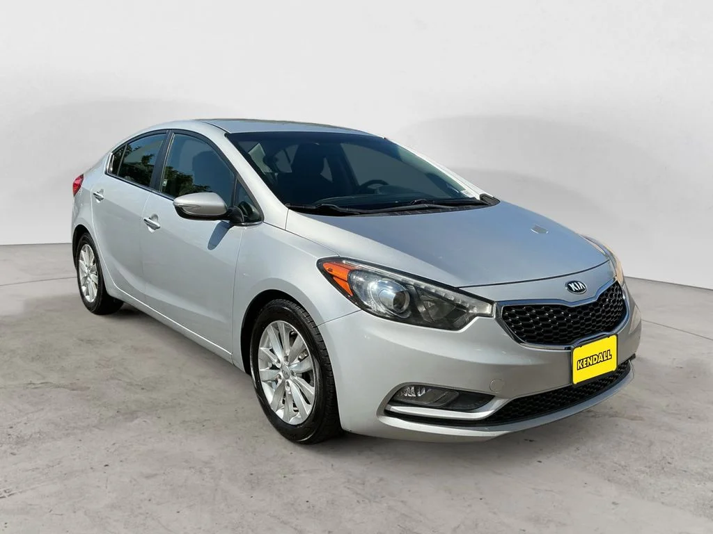 Used 2015 Silver Kia EX image 3