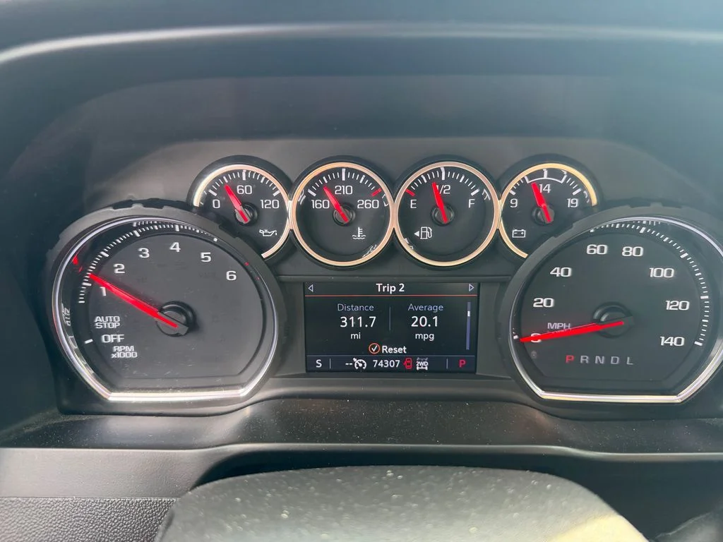 Used 2021 Red Chevrolet LT image 3