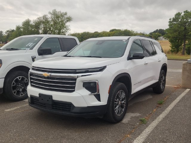 2024 Chevrolet Traverse 2LT