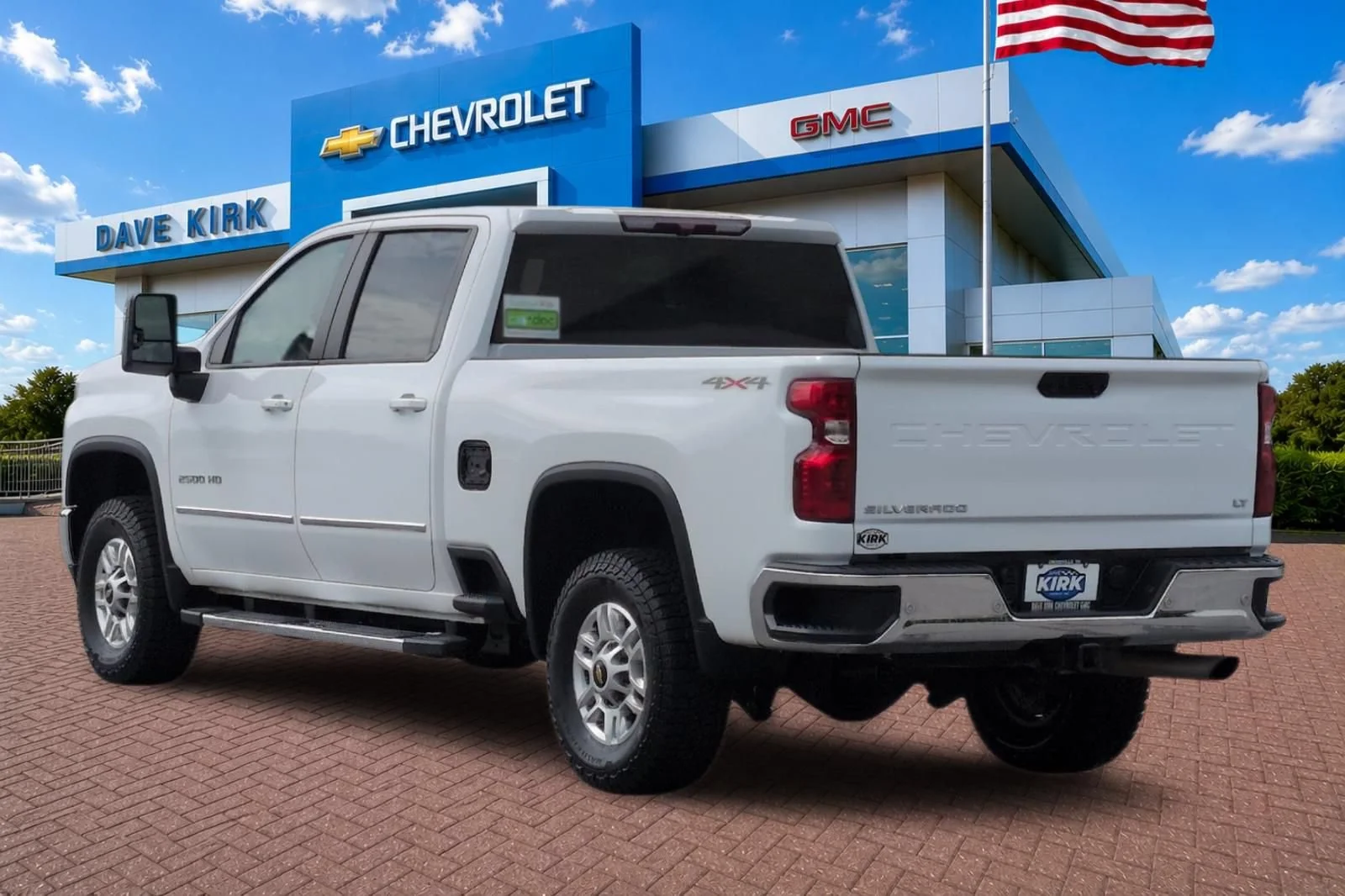 Used 2021 SUMMIT WHITE Chevrolet LT image 5