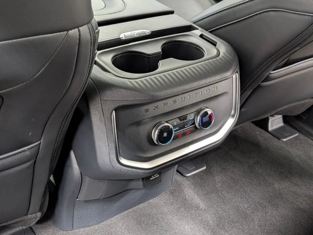 New 2027 Agate Black Metallic Ford MAX Platinum image 52