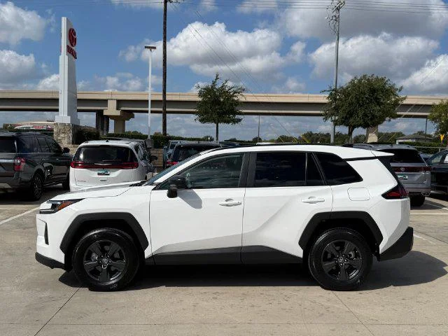 Certified Used 2026 ICE CAP Toyota LE image 36