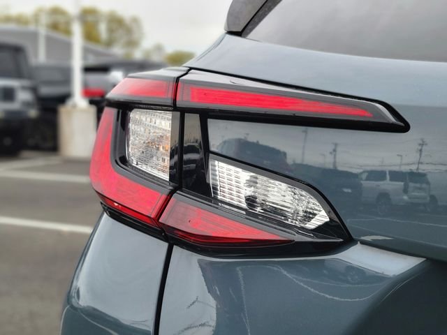 Used 2024 Blue Subaru Premium image 10
