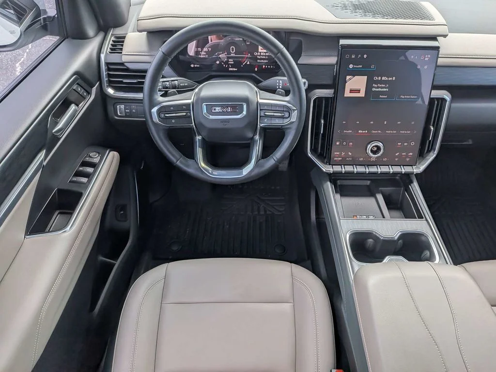 Used 2024 White GMC Elevation image 16
