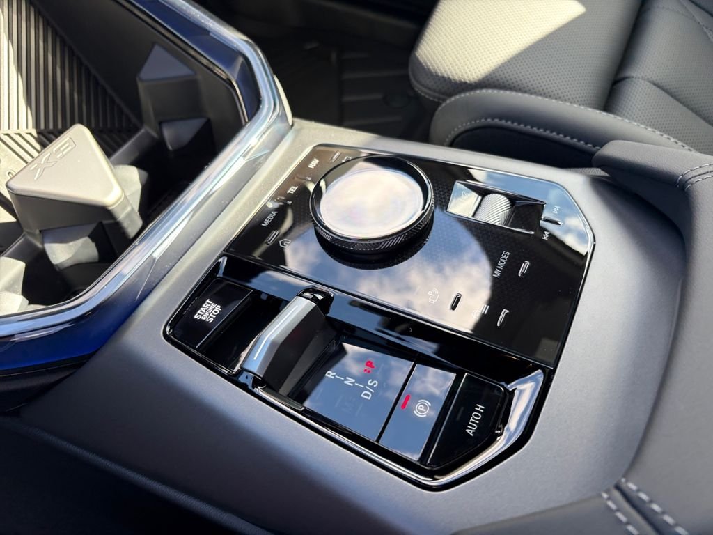 New 2026 Gray BMW 30 xDrive image 18