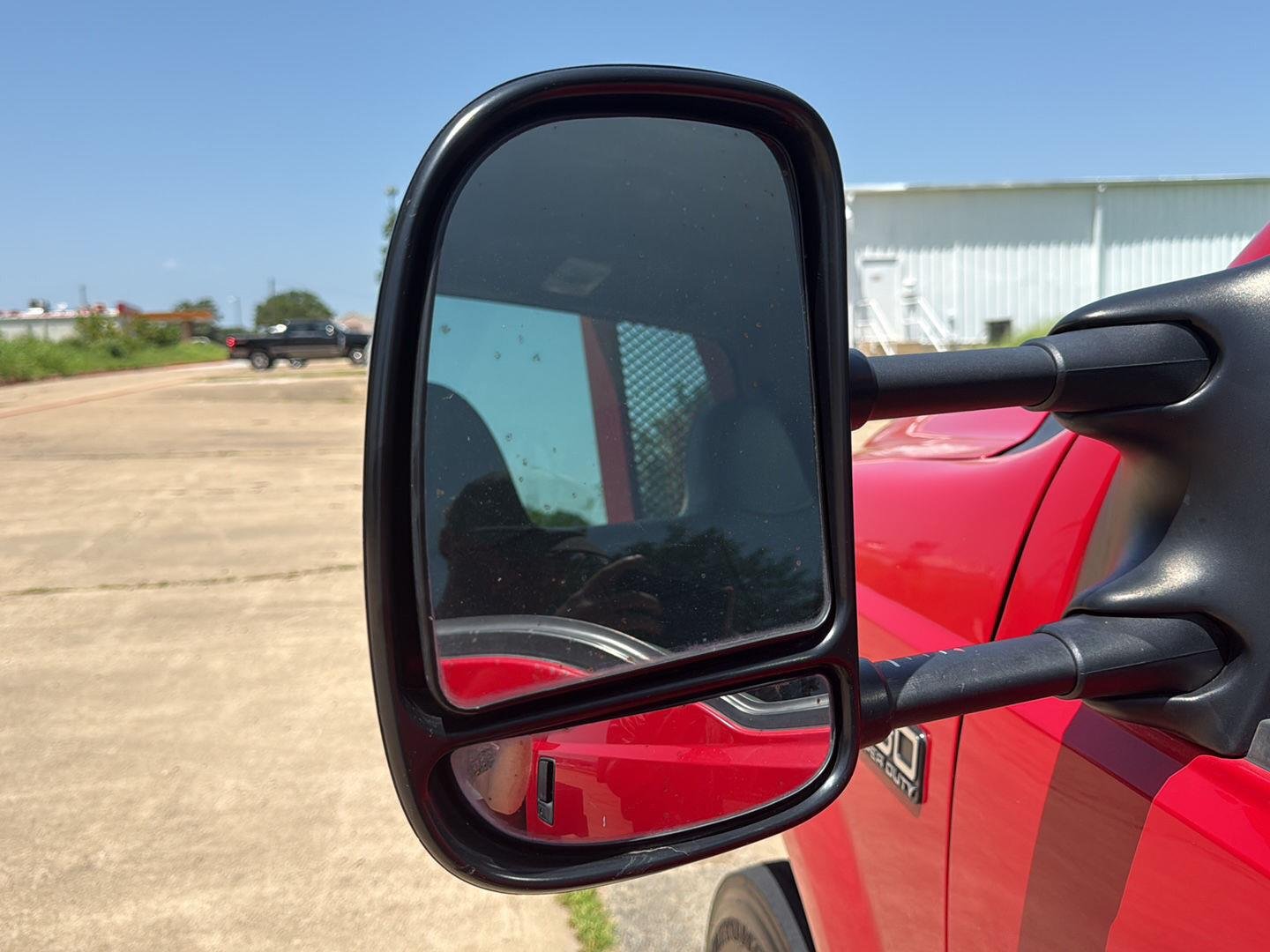 Used 2001 red Ford XL image 10