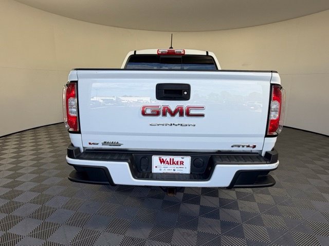 Certified Used 2022 White GMC AT4 w/Cloth image 6