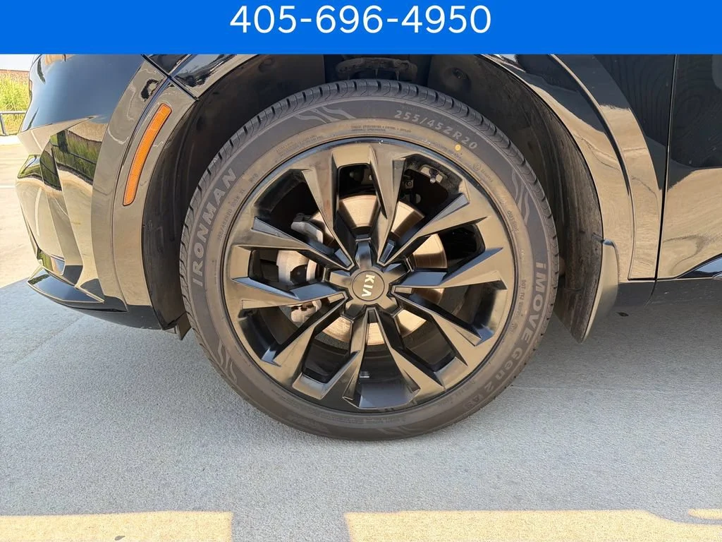 Pre-Owned 2021 Kia Sorento SX