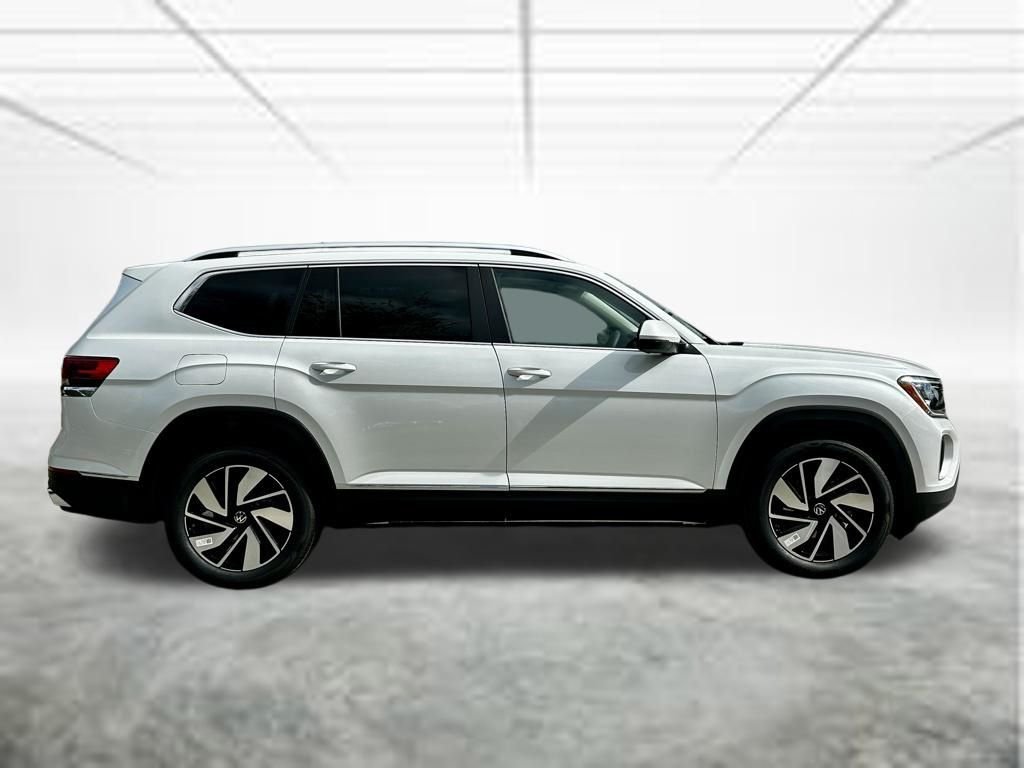 New 2026 White Volkswagen 2.0T SEL image 4