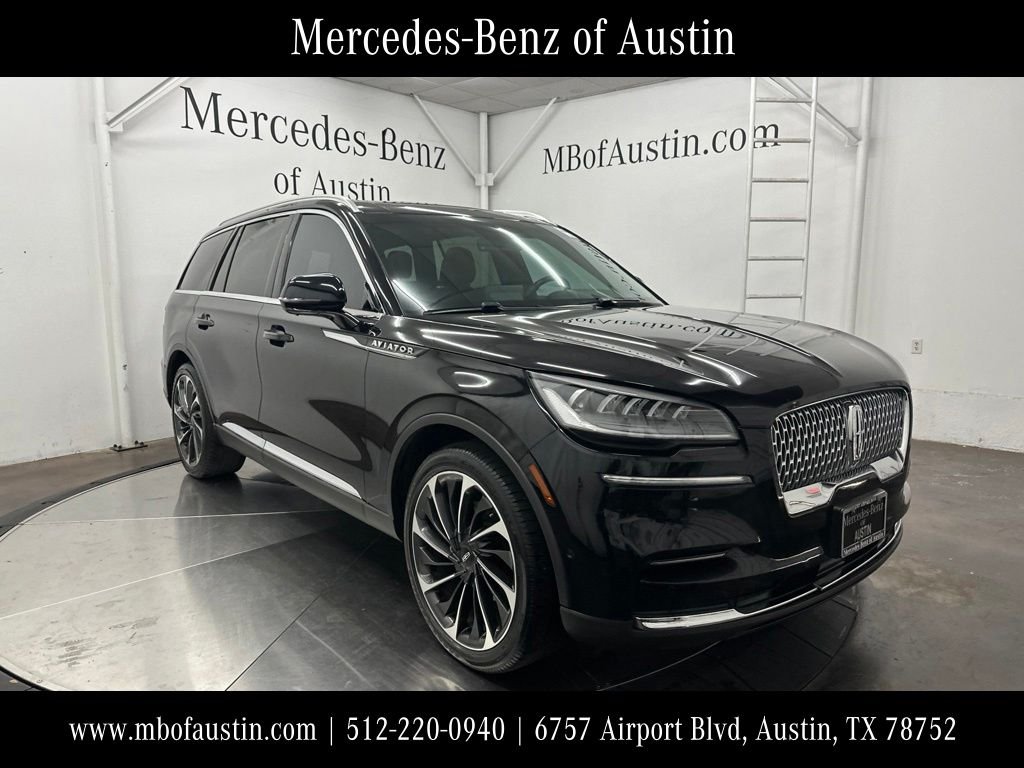 Used 2024 Black Lincoln Reserve image 1