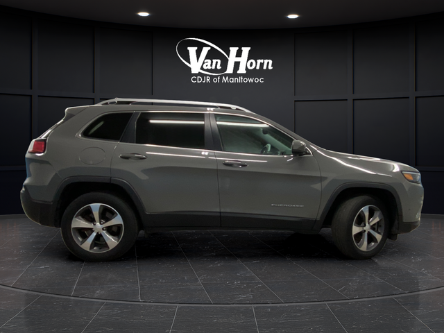 Used 2019 Sting-Gray Clearcoat Jeep Limited image 2
