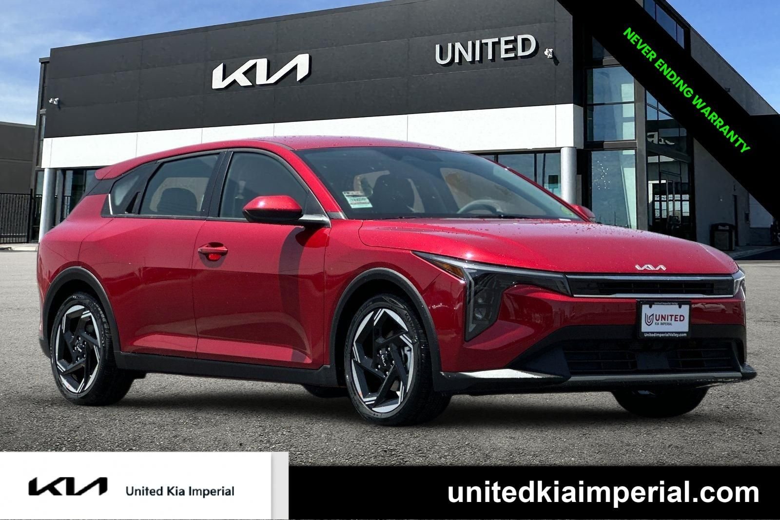 2026 Kia K4 EX AT Hatchback's photo
