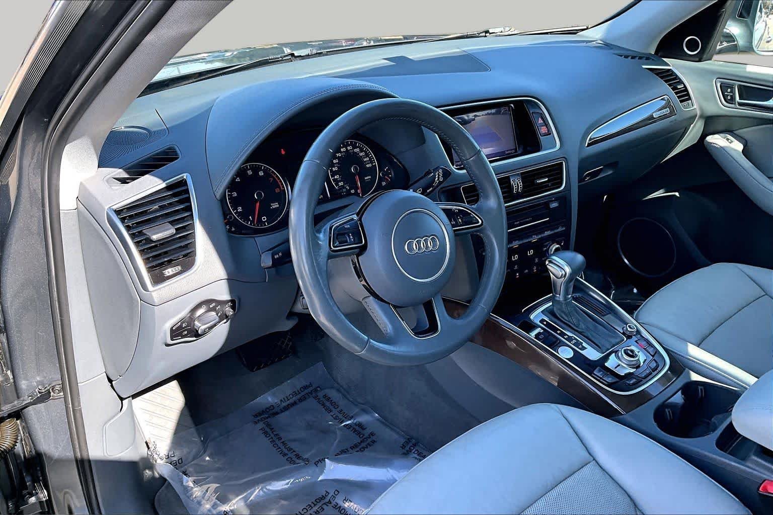 Used 2016 Daytona Gray Pearl Effect Audi Premium Plus image 17