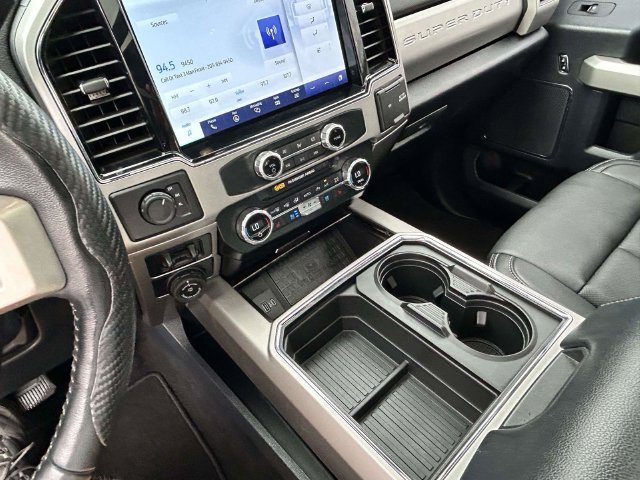 Used 2022 Red Ford Lariat image 27