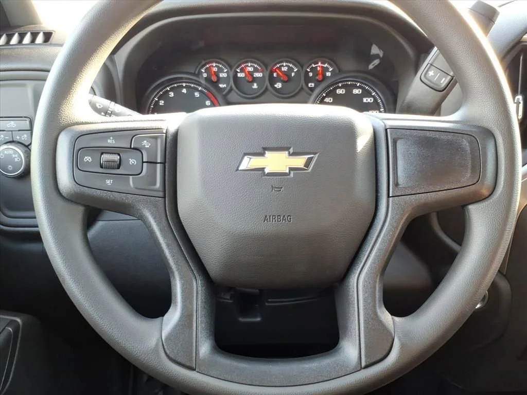 New 2026 Summit White Chevrolet WT image 12