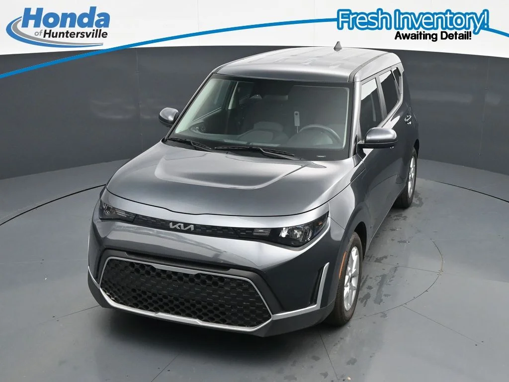 2025 Kia Soul LX - Photo 19