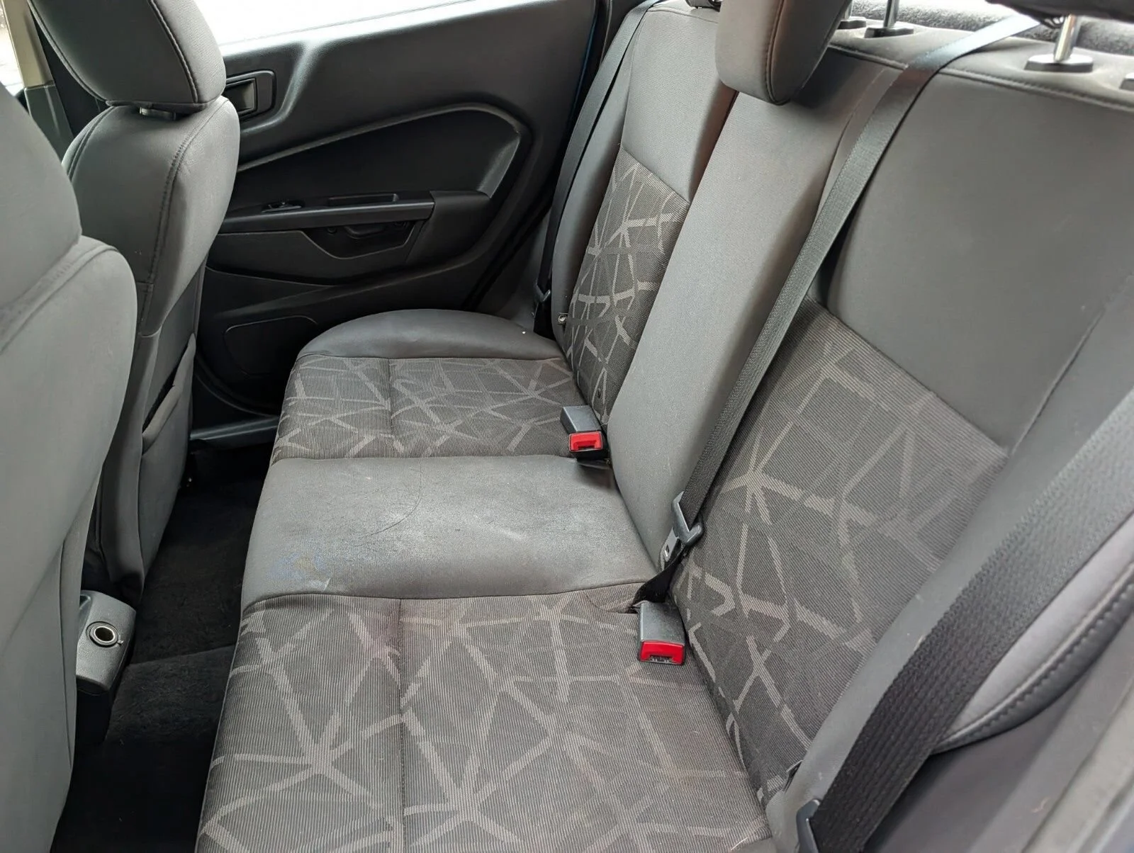 Used 2012 Blue Ford SE image 16