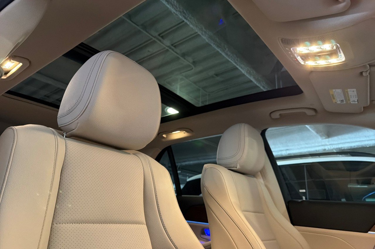 New 2026 Polar White Mercedes-Benz GLE 450 4MATIC® SUV image 16