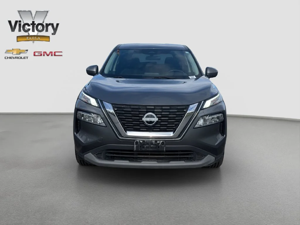Used 2023 Nissan Rogue SV with VIN 5N1BT3BB1PC948606 for sale in Kansas City