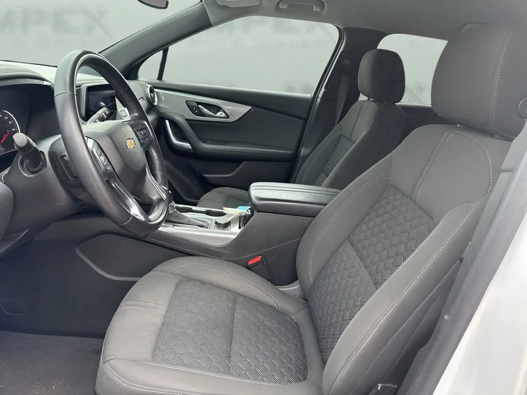 Used 2020 IRIDESCENT PEARL TRICOAT Chevrolet LT image 7