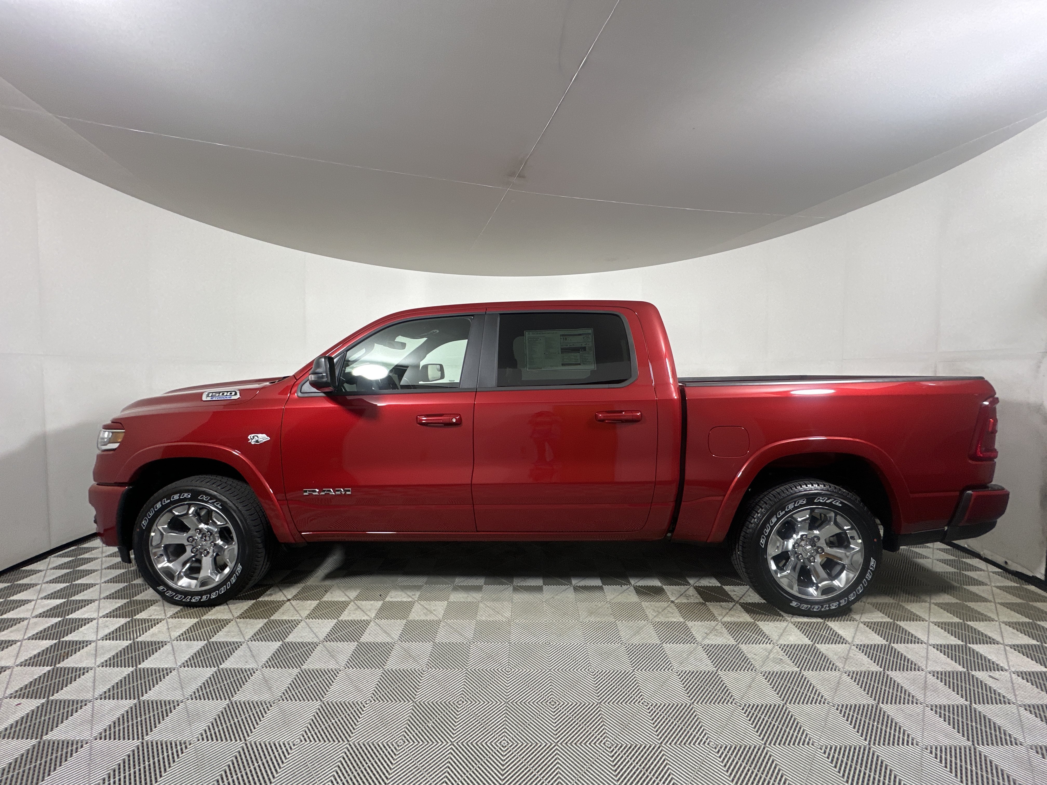 New 2026 Molten Red Pearl-Coat Exterior Paint RAM Big Horn image 4