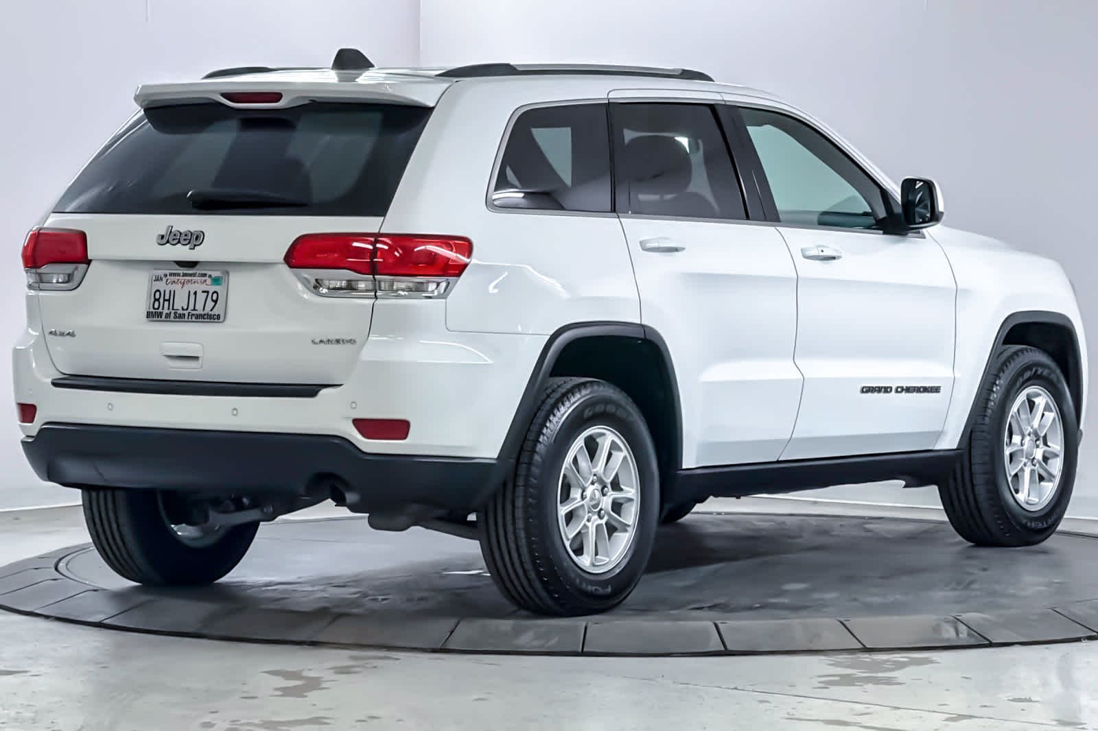 Used 2018 Jeep Grand Cherokee Laredo E with VIN 1C4RJFAG7JC178748 for sale in San Francisco, CA
