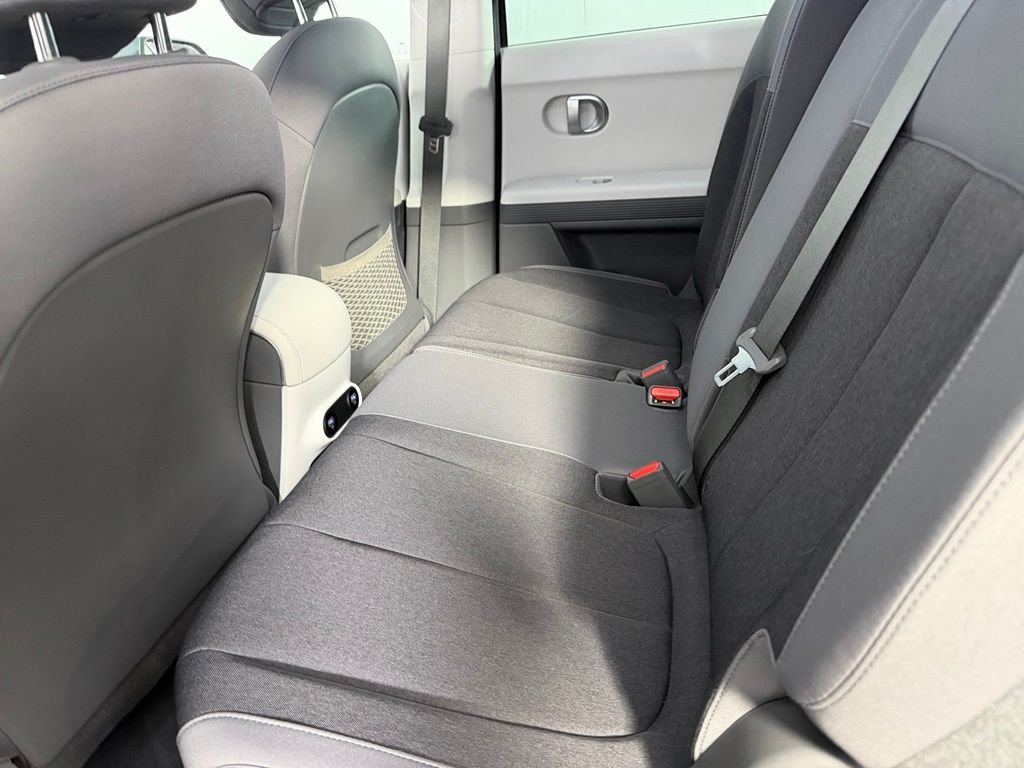 Used 2024 Green Hyundai SEL image 26