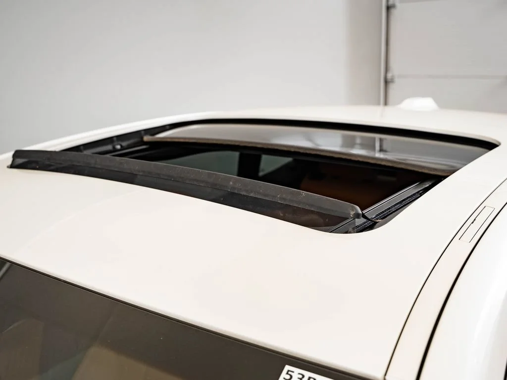 Used 2023 Mineral White Metallic BMW eDrive35 image 14