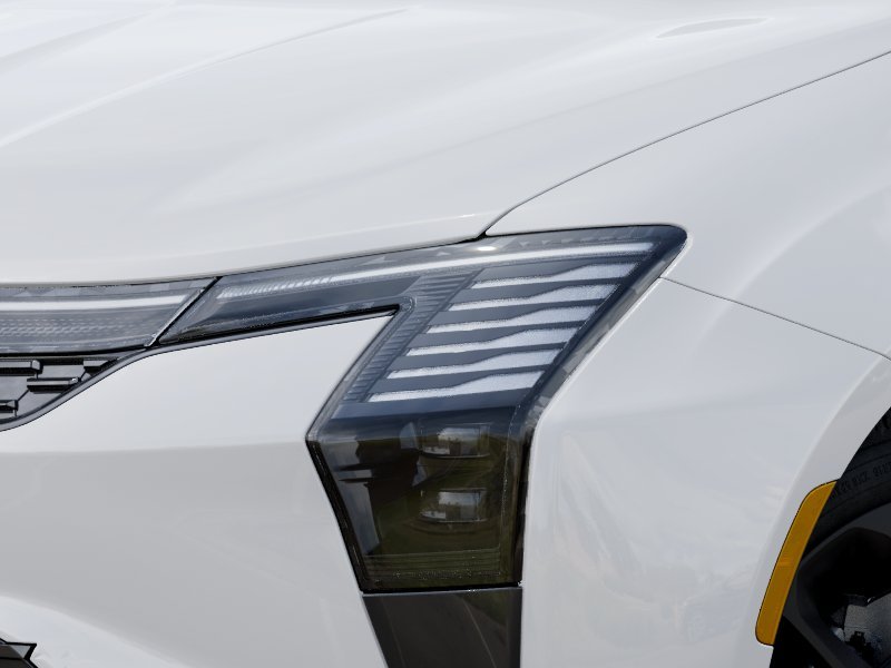 New 2027 Bright White Clearcoat Chrysler Limited image 31