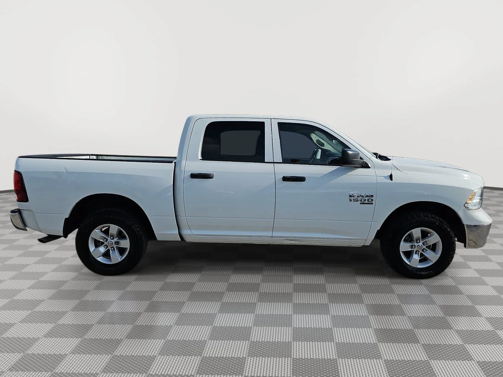 Used 2022 White Ram Tradesman image 9