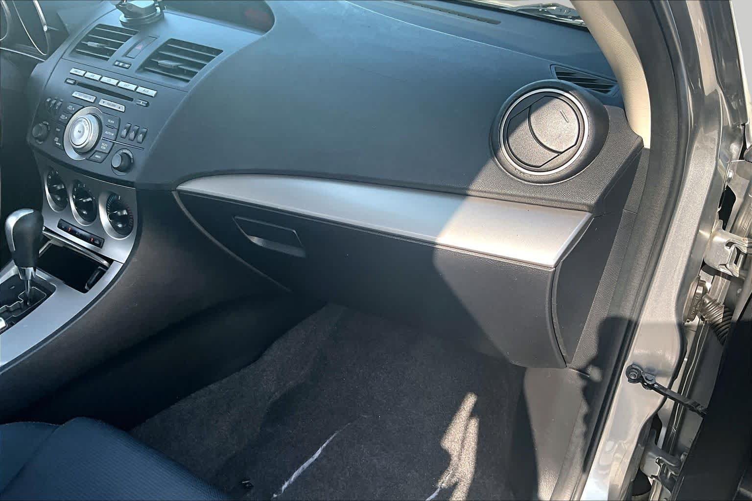 Used 2010 Liquid Silver Metallic Mazda s Sport image 17
