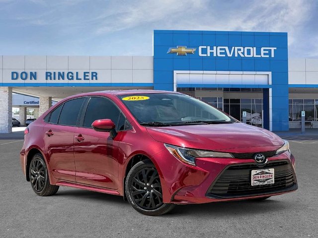 2025 Toyota Corolla LE