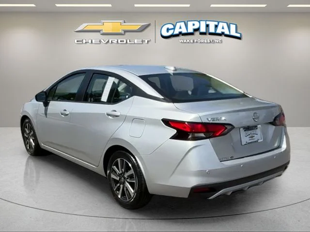 Used 2025 Silver Nissan 1.6 SV image 3