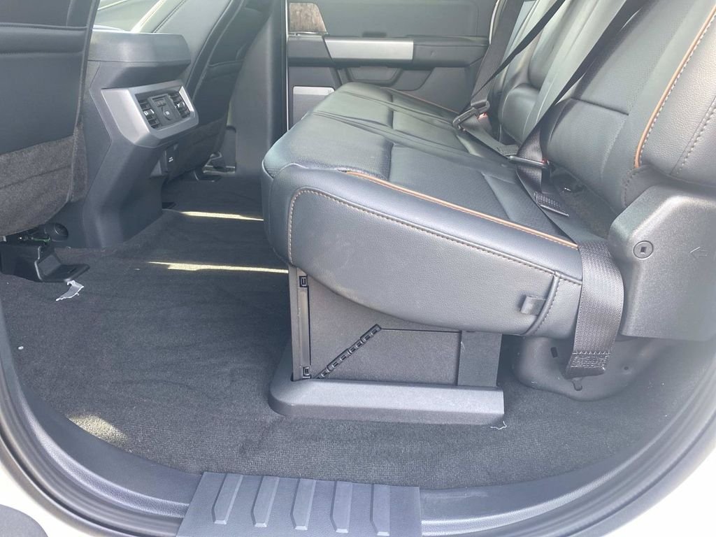 New 2026 Oxford White Ford F-250® Lariat® image 9