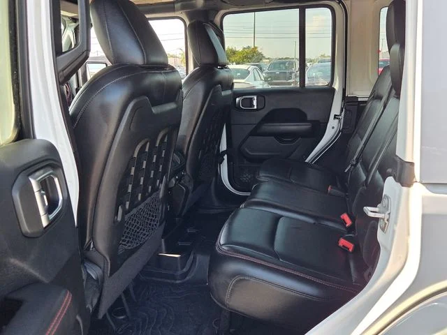 Used 2018 White Jeep Unlimited Rubicon image 6