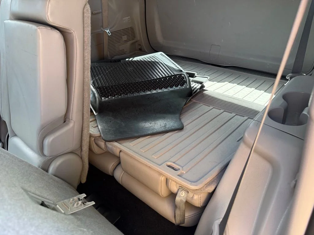 Used 2019 White Toyota XLE image 30