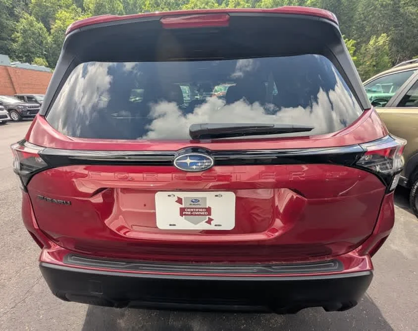 Used 2026 Crimson Red Pearl Subaru Premium image 5