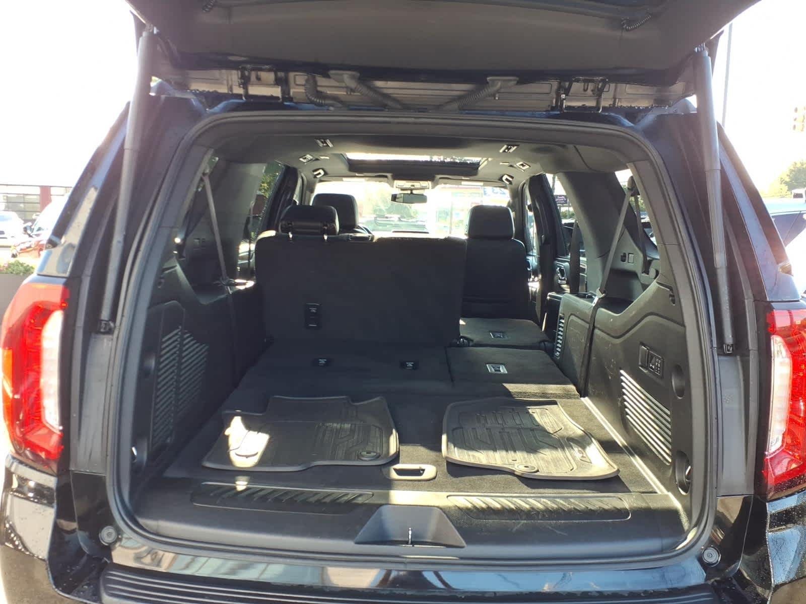 Used 2023 Onyx Black GMC SLT image 15