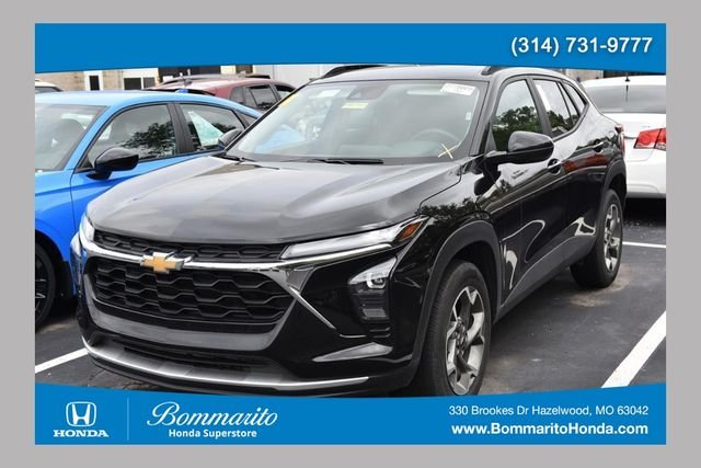 2025 Chevrolet Trax LT's photo