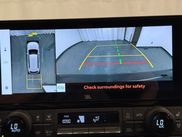 Certified Used 2025  Toyota Limited image 17