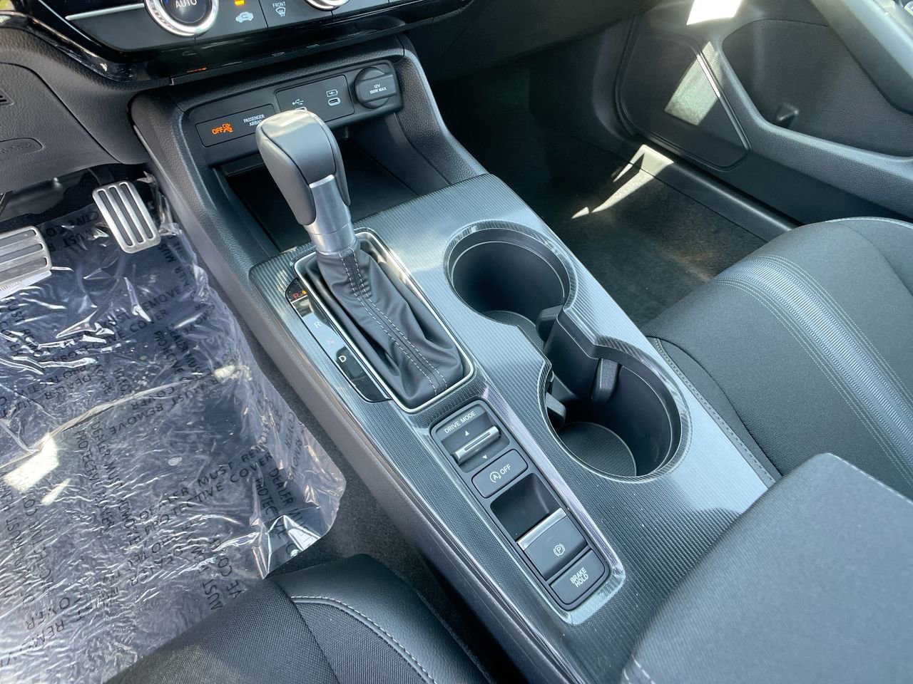 2025 Honda Civic Hatchback Sport - Photo 18