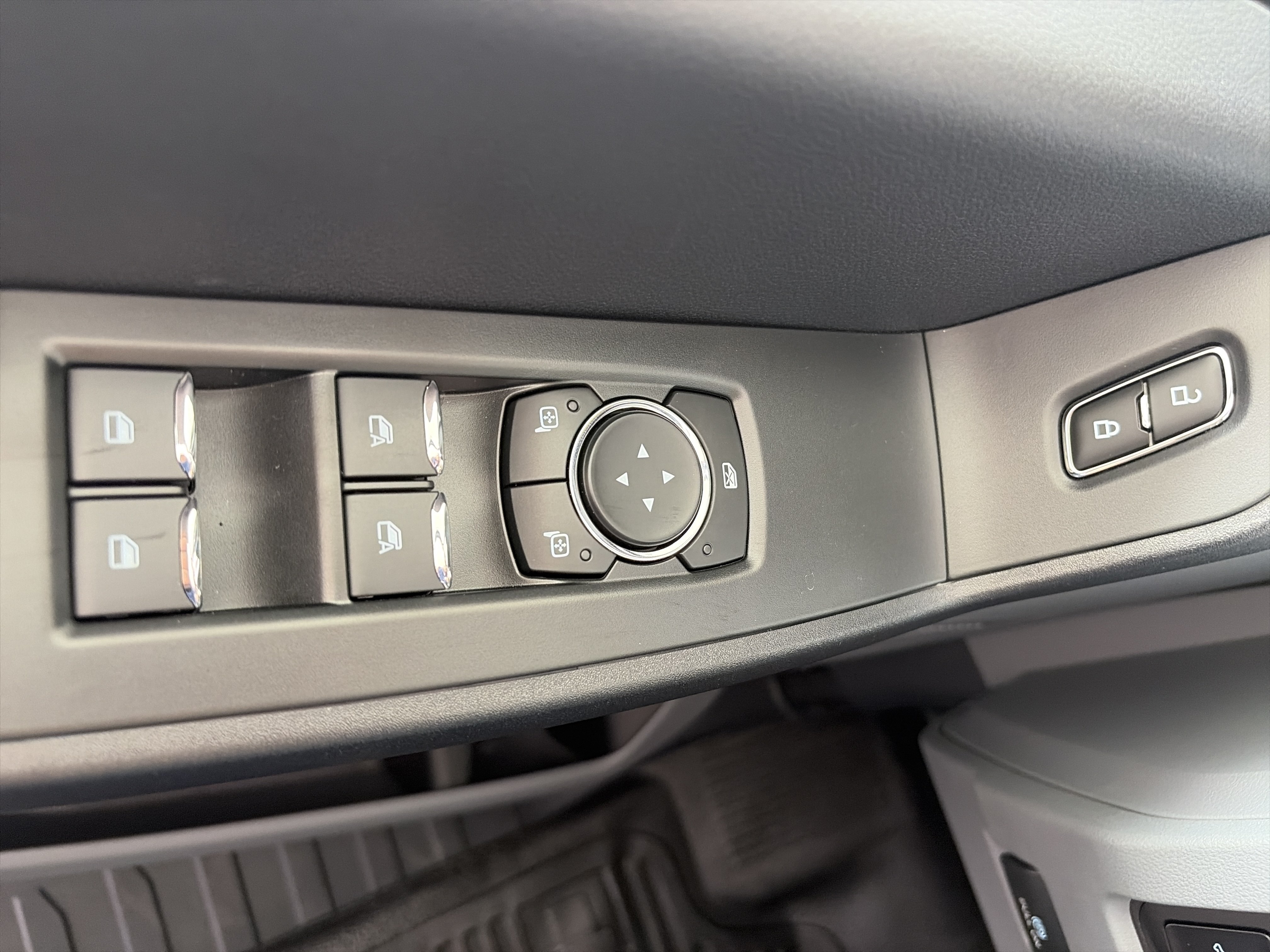 New 2026 Oxford White Ford F-350® XL image 24