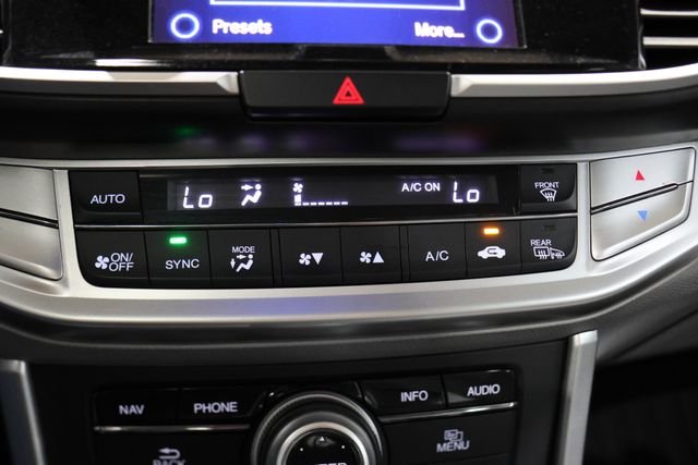 Certified Used 2013 Silver Honda EX-L image 26