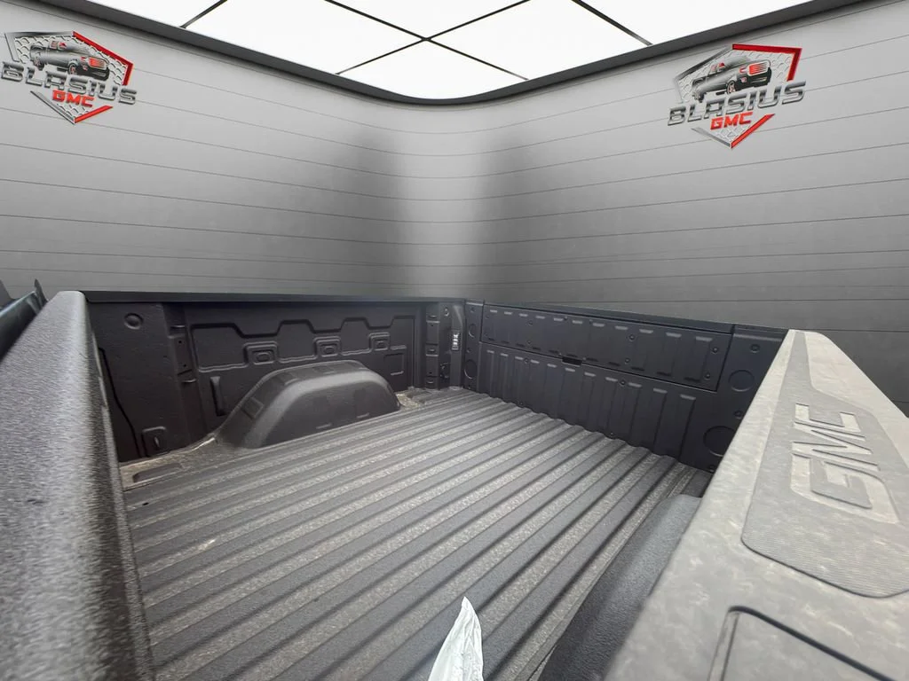 2026 GMC Sierra 1500 AT4X - Photo 14
