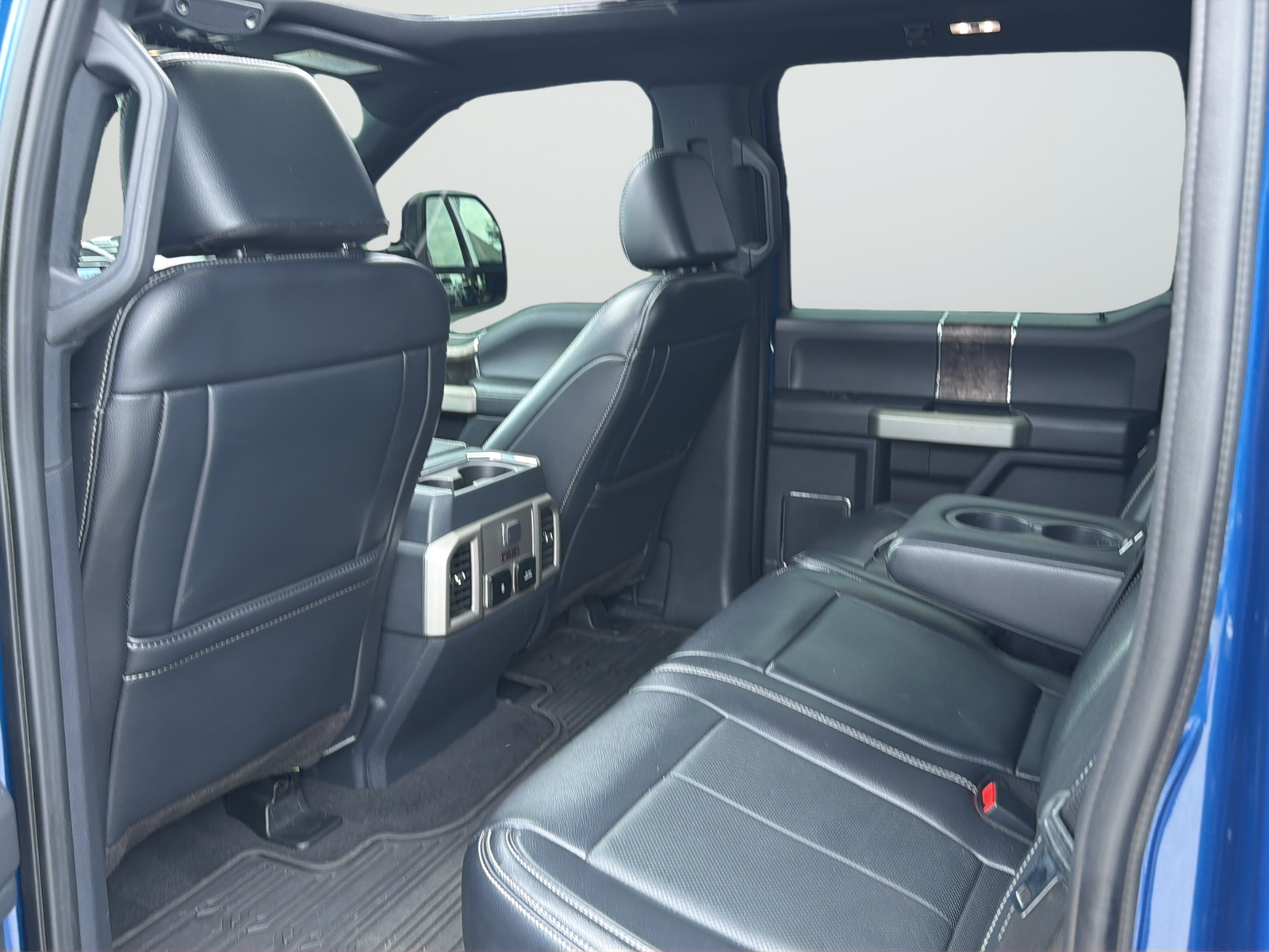 Used 2022 Blue Ford Lariat image 32
