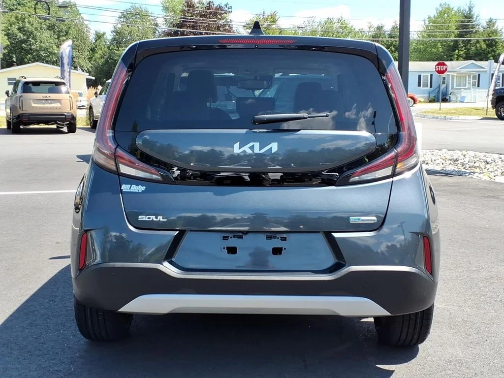 Used 2023 Gray Kia EX image 25